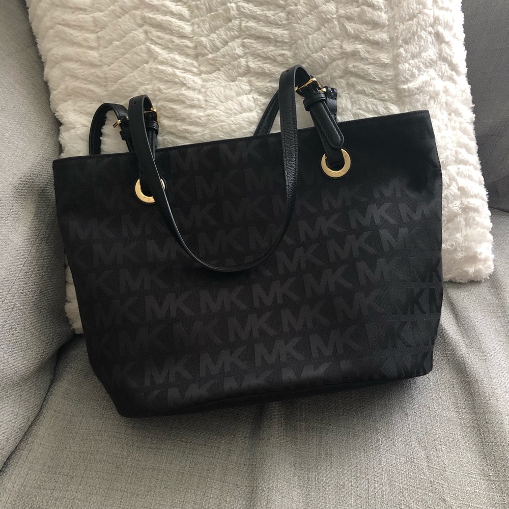 Michael Kors MK purse